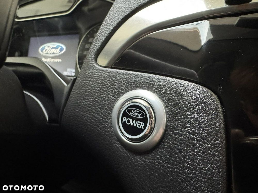 Ford S-Max 2.0 TDCi DPF Titanium - 23