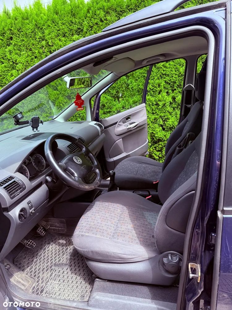 Volkswagen Sharan - 12