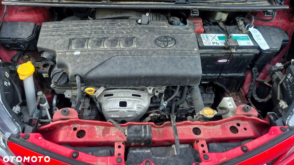 Toyota Yaris 1.33 VVT-i Club - 35