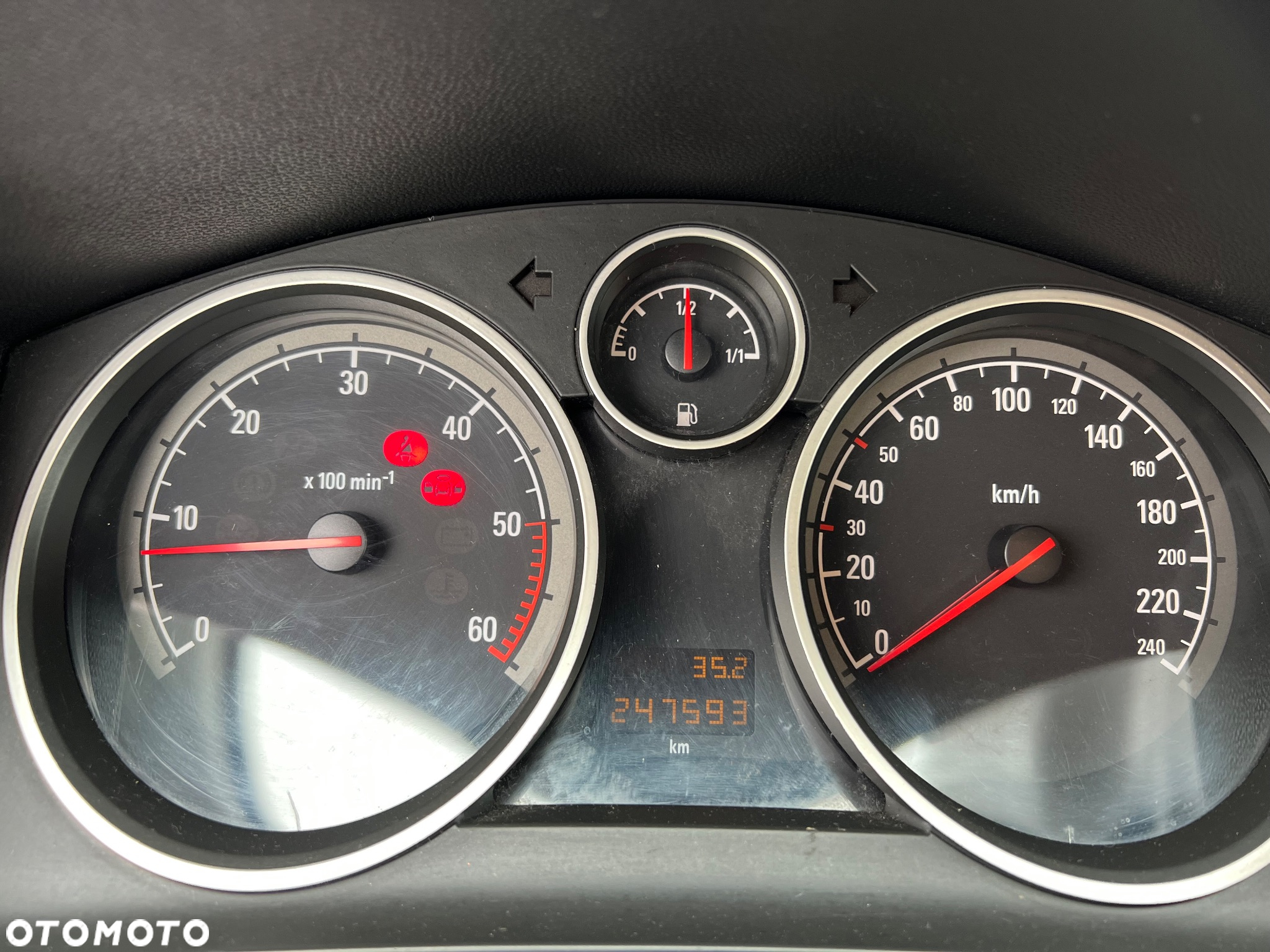 Opel Astra 1.9 CDTI DPF Edition - 14