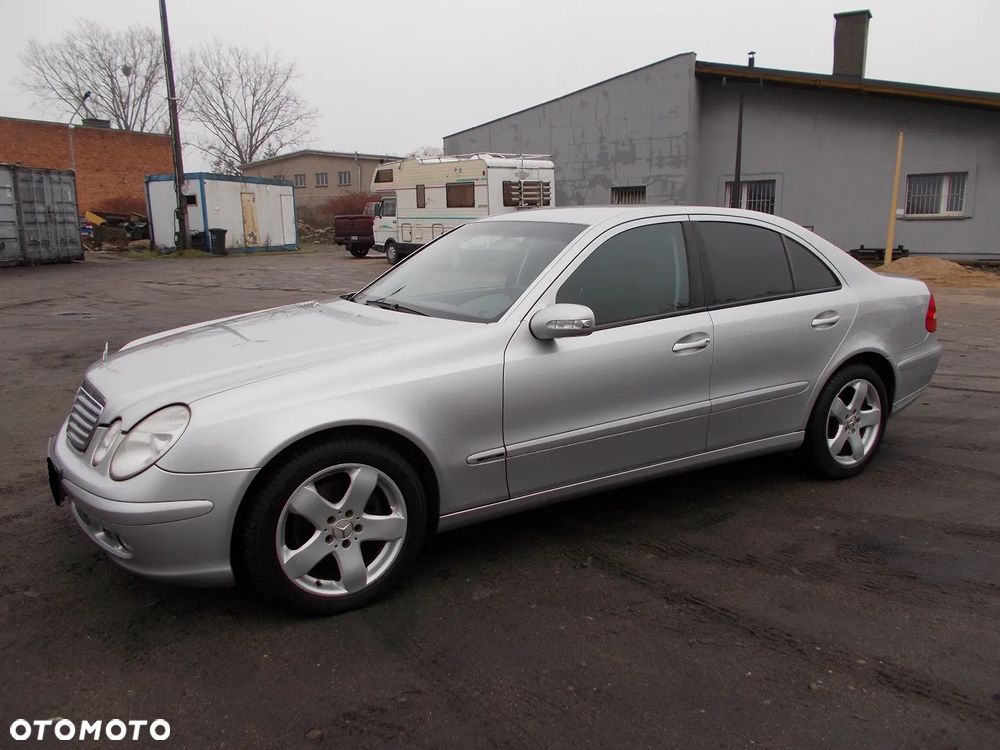 Mercedes-Benz Klasa E - 1