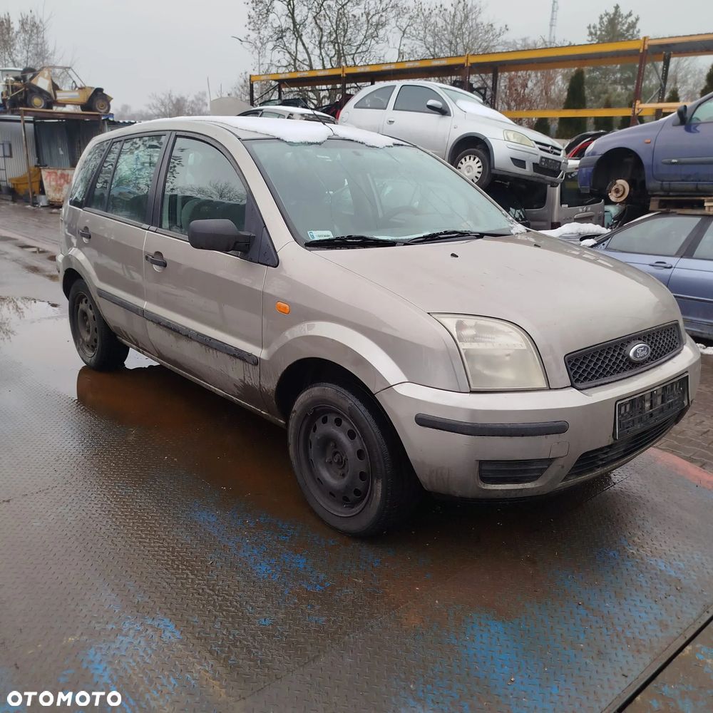 Ford Fusion  na części . - 2