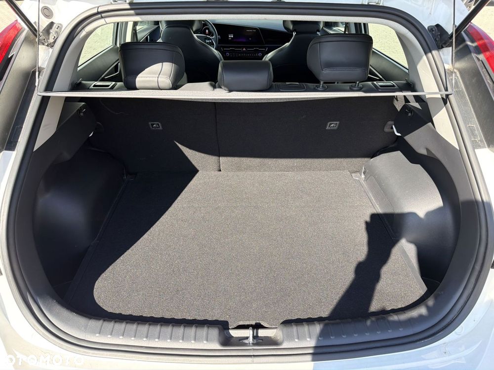 Kia Niro 64kWh M - 18