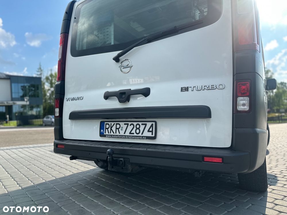Opel Vivaro - 11