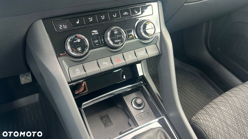 Skoda Karoq 1.5 TSI ACT GPF 4x2 Style DSG - 14