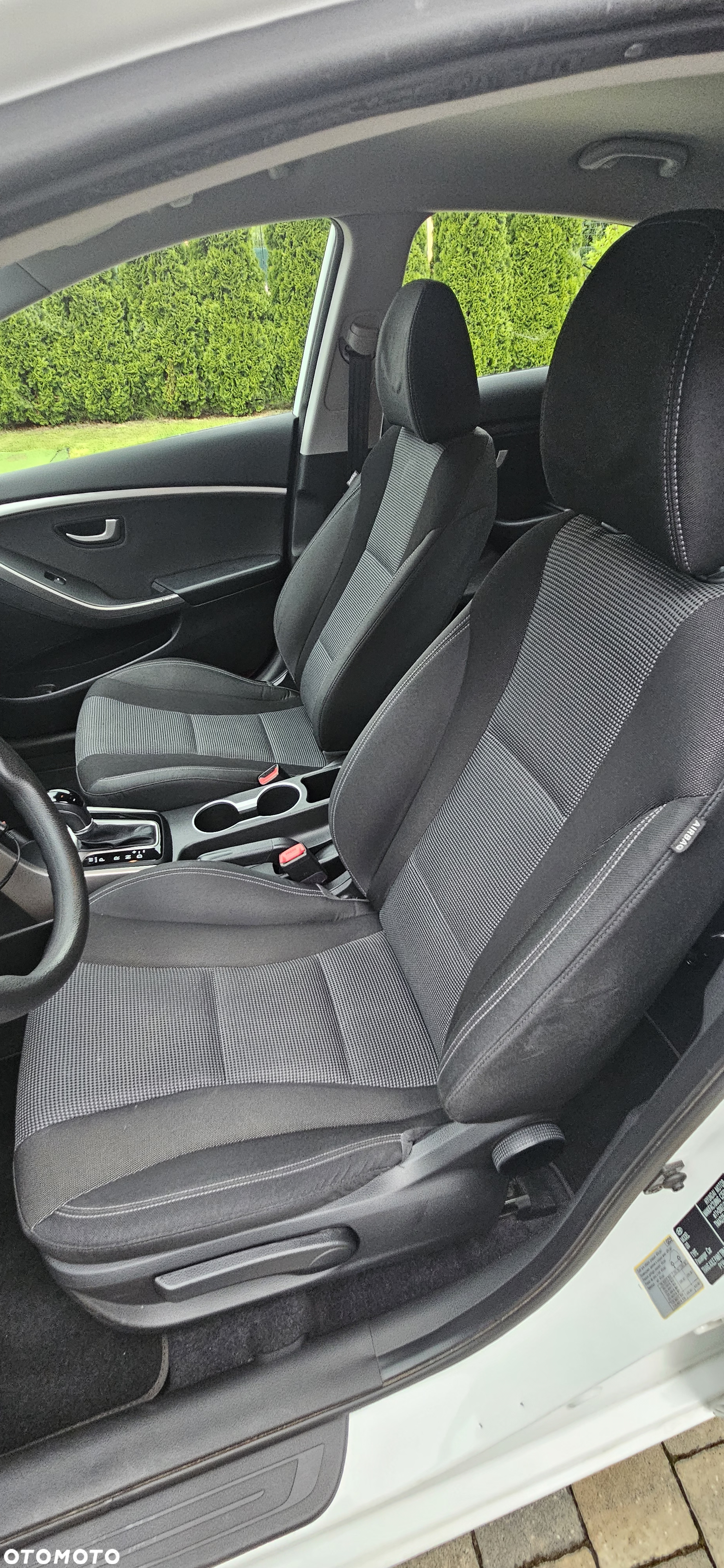 Hyundai i30 1.6 CRDi BlueDrive Classic DCT - 9