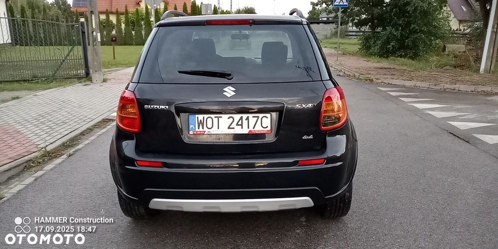 Suzuki SX4 1.6 Premium 4WD - 9