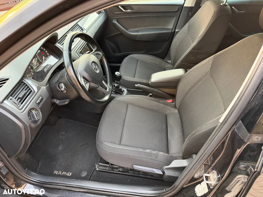 Skoda RAPID Spaceback 1.6 TDI Edition - 20