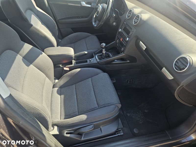 Audi A3 Sportback - 15