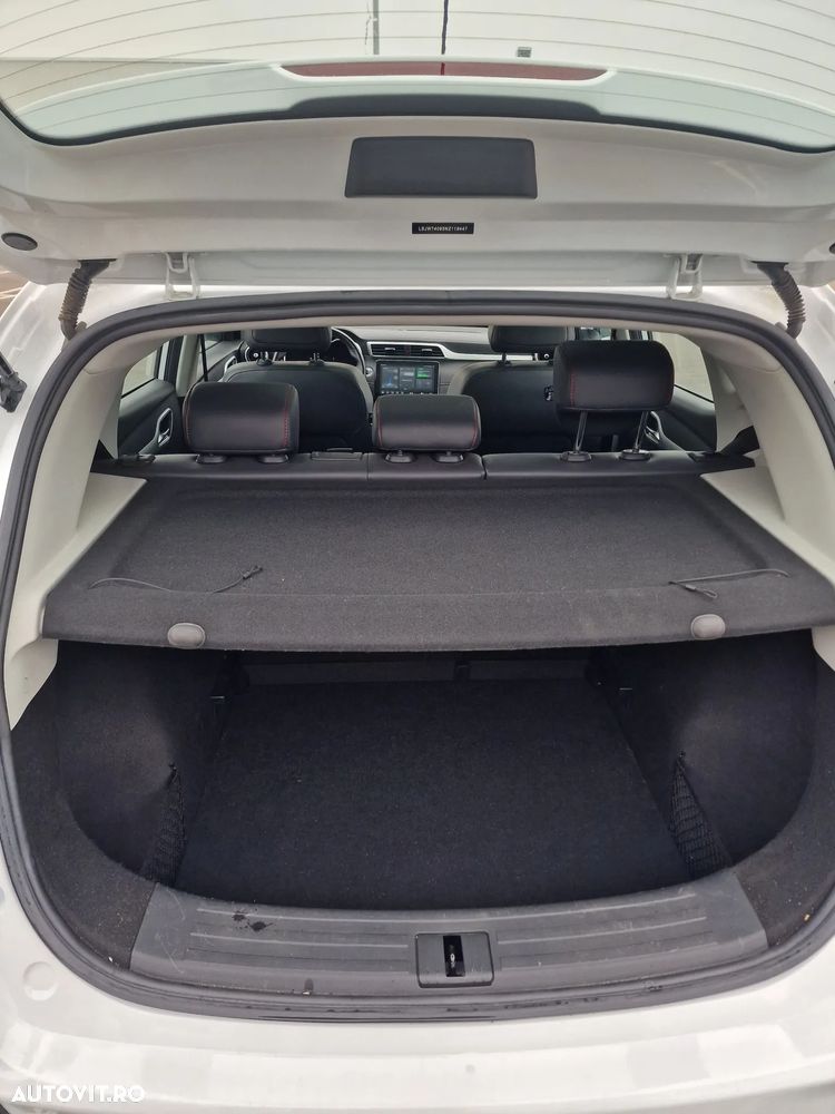 MG ZS EV Maximal Luxury - 7