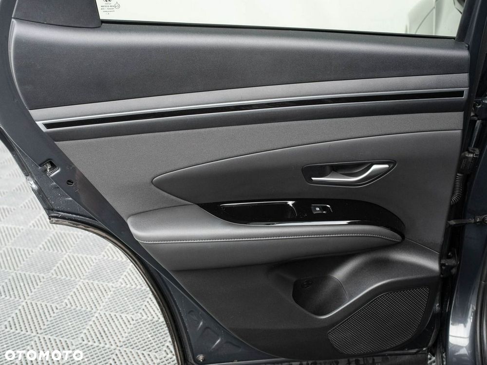 Hyundai Tucson - 25