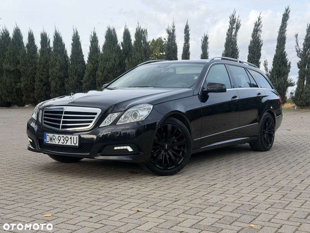 Mercedes-Benz E-Class 2010 photo 3