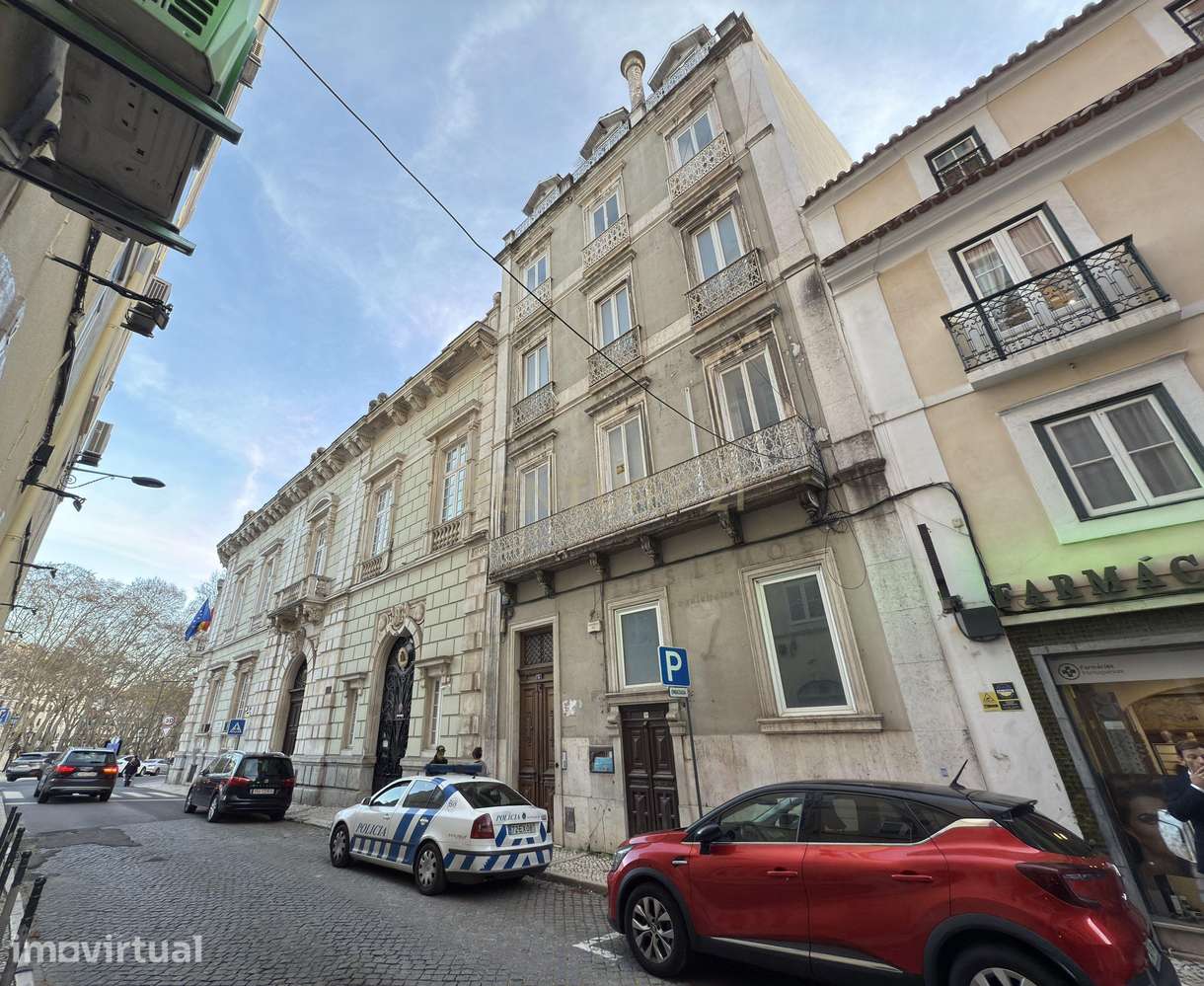 PRÉDIO PARA VENDA NA RUA DO SALITRE – A 50M DA AVENIDA DA LIBERDADE - Grande imagem: 3/6