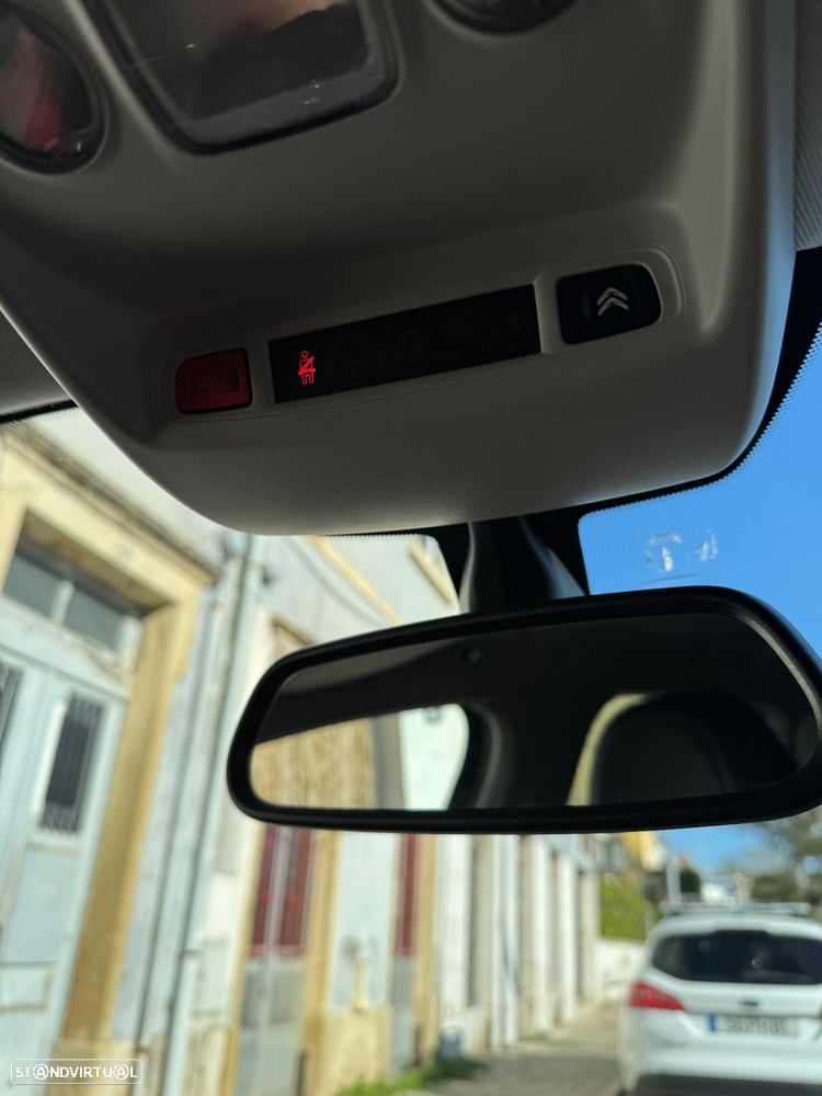 Citroën C4 2.0 HDi Exclusive J17 - 10