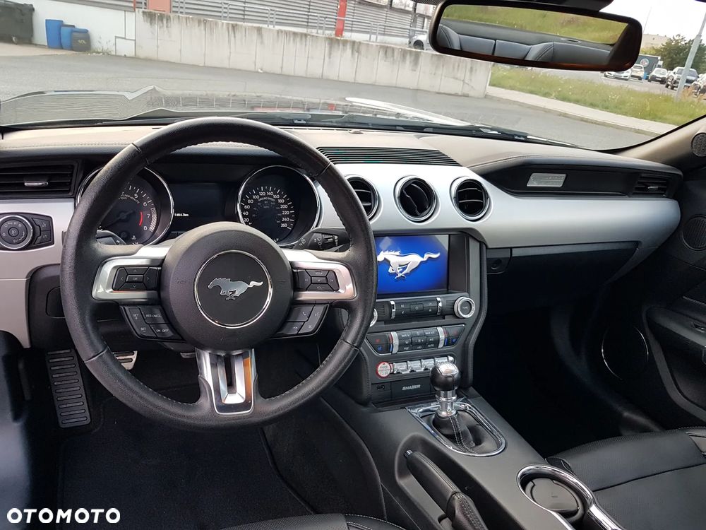 Ford Mustang 2.3 EcoBoost - 16