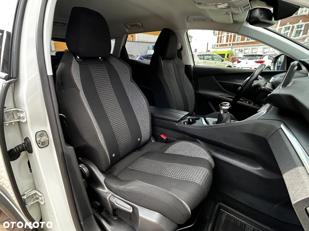 Peugeot 3008 1.6 BlueHDi Active S&S - 19