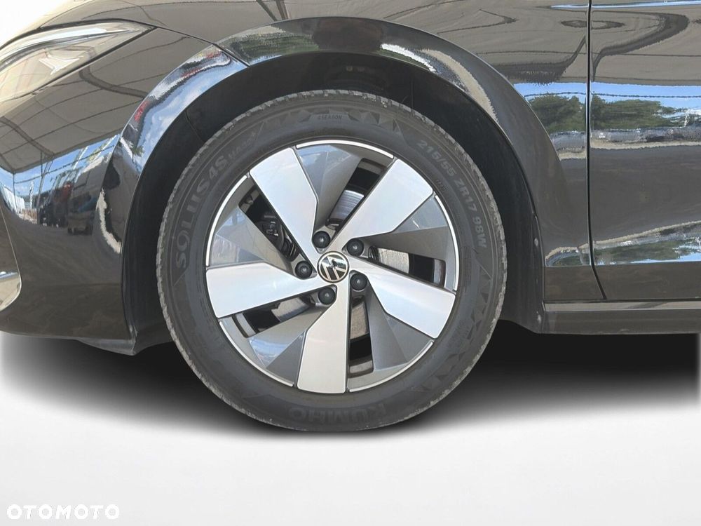 Volkswagen Passat - 19