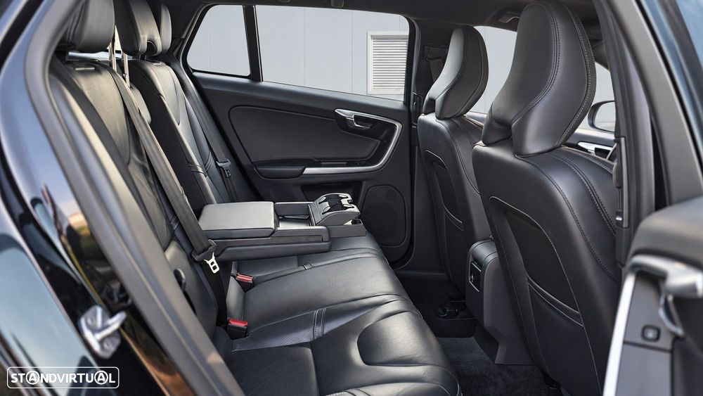 Volvo V60 2.0 D4 R-Design Summum - 15