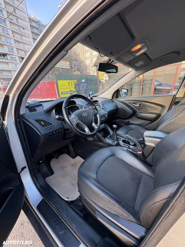 Hyundai ix35 2.0 CRDI 4WD Style Heat - 7