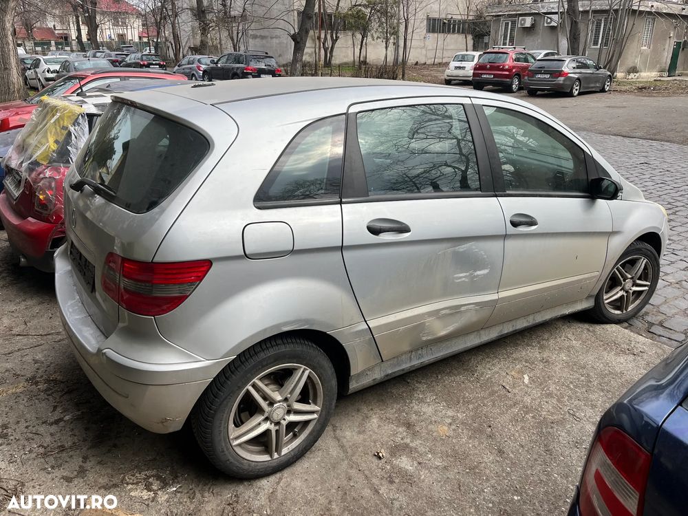 Dezmembrez Mercedes Benz B class B150 W245 gri argintiu benzina cutie manuala 2007 - 7