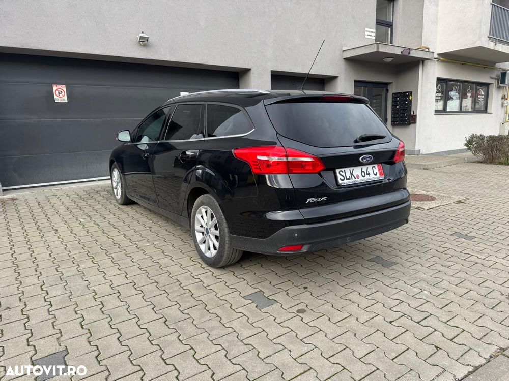 Ford Focus Turnier 1.5 TDCi DPF Start-Stopp-System Aut. Titanium - 12