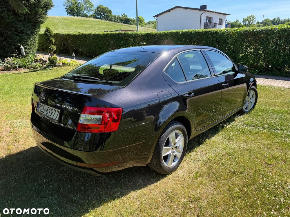Skoda Octavia 1.5 TSI ACT Style DSG - 4