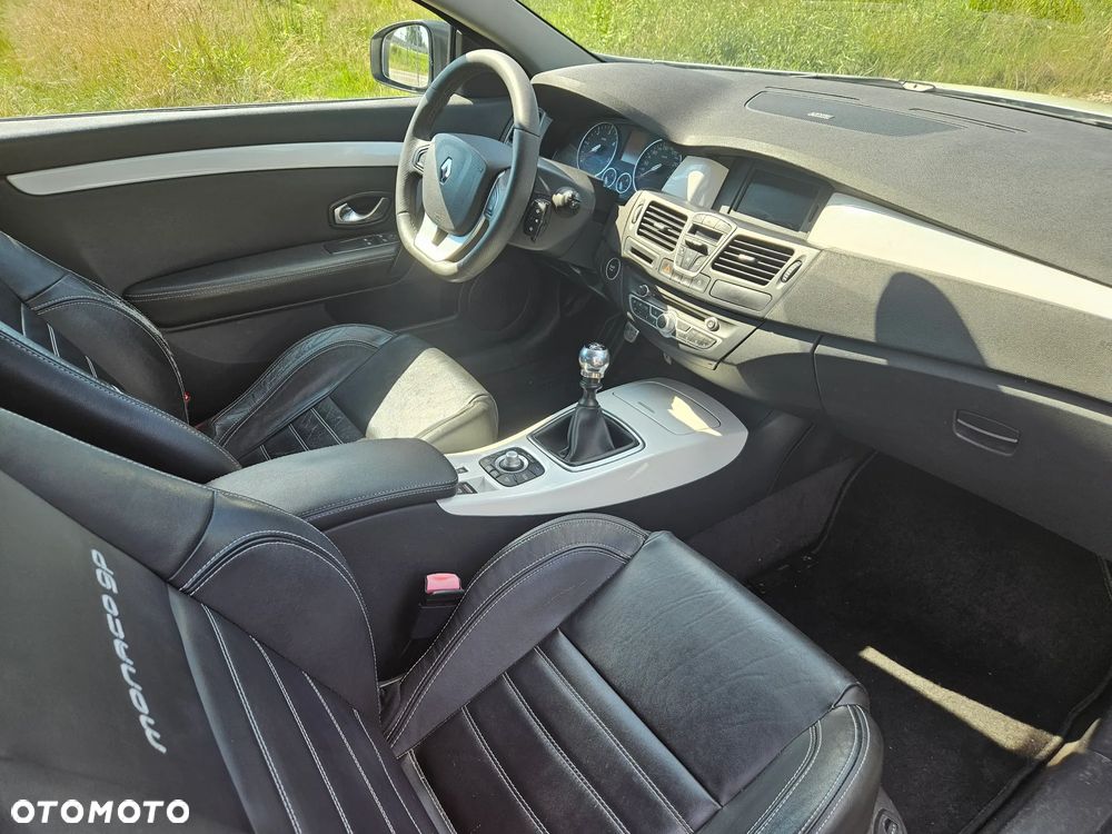 Renault Laguna 2.0 dCi Monaco GP2 - 10