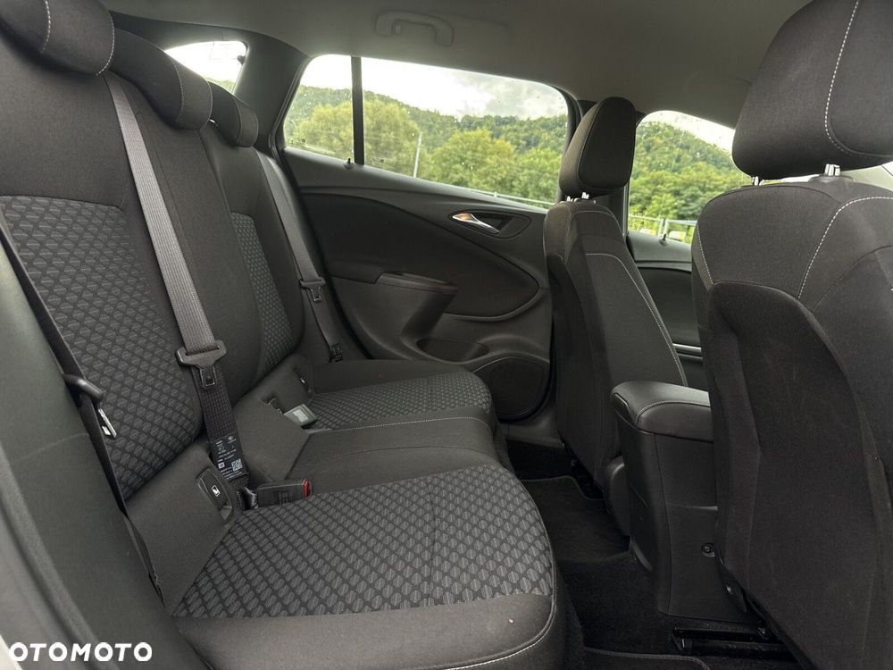 Opel Astra 1.4 T Elite - 30