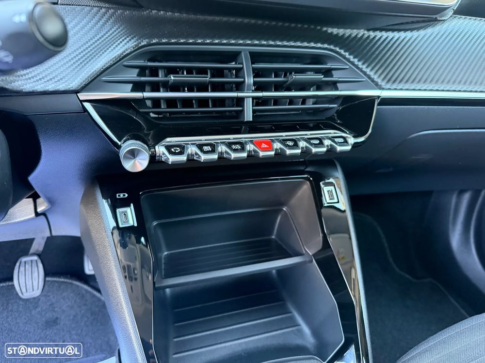 Peugeot 2008 1.5 BlueHDi Active - 8