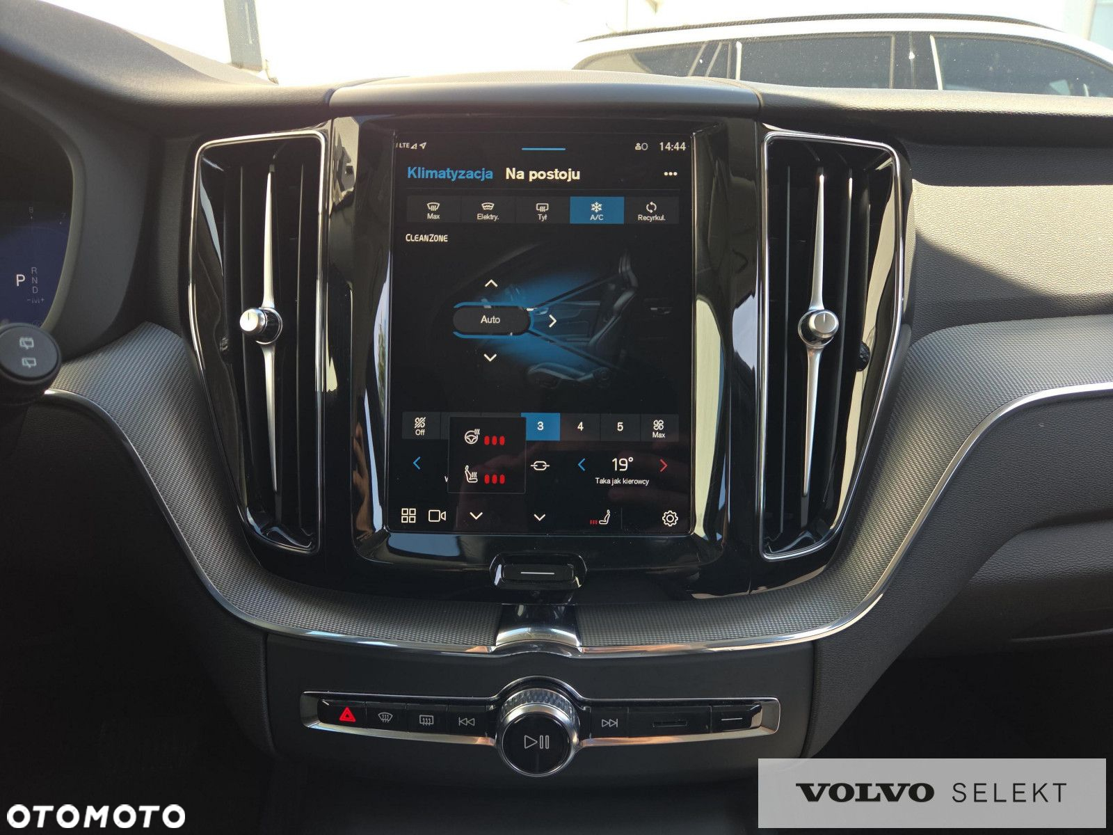 Volvo XC 60 - 26