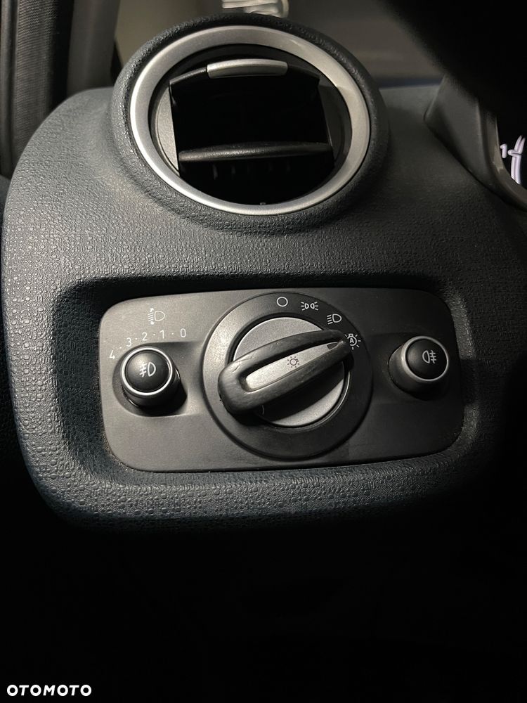 Ford Fiesta 1.6 TDCi Titanium X - 15