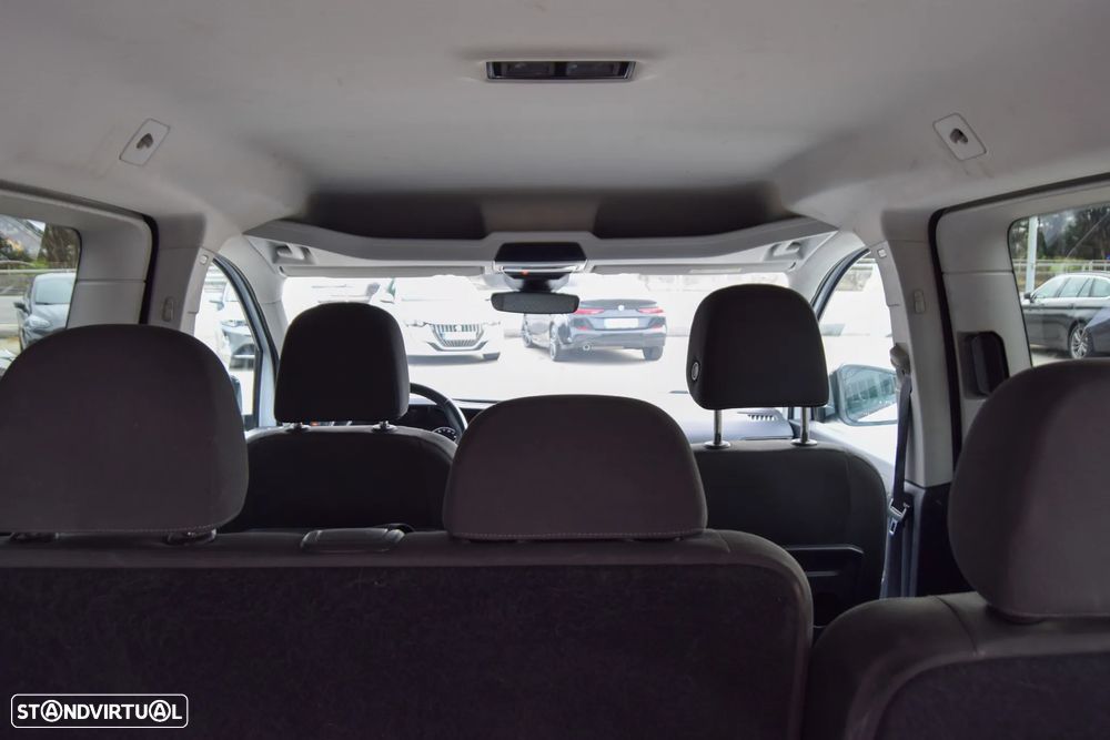 Ford TOURNEO CONNECT2.0TDCI TITANIUM - 10