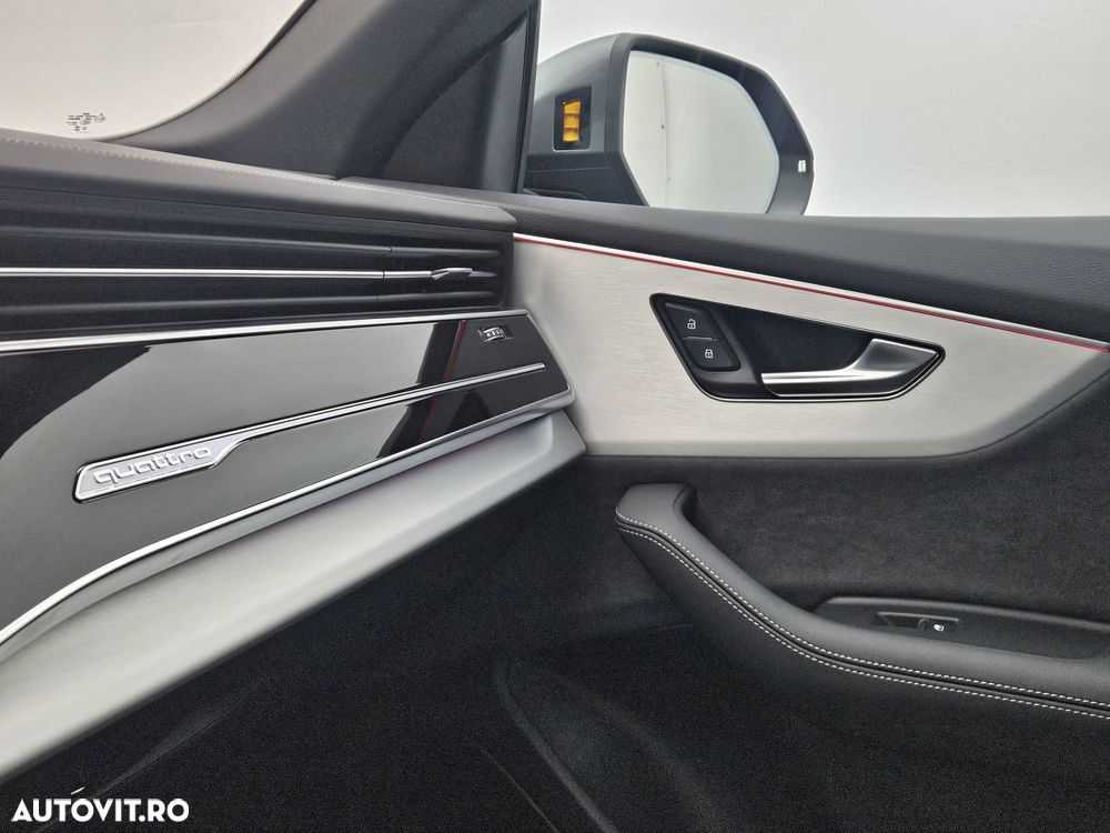 Audi Q8 55 TFSI quattro Tiptronic MHEV - 14