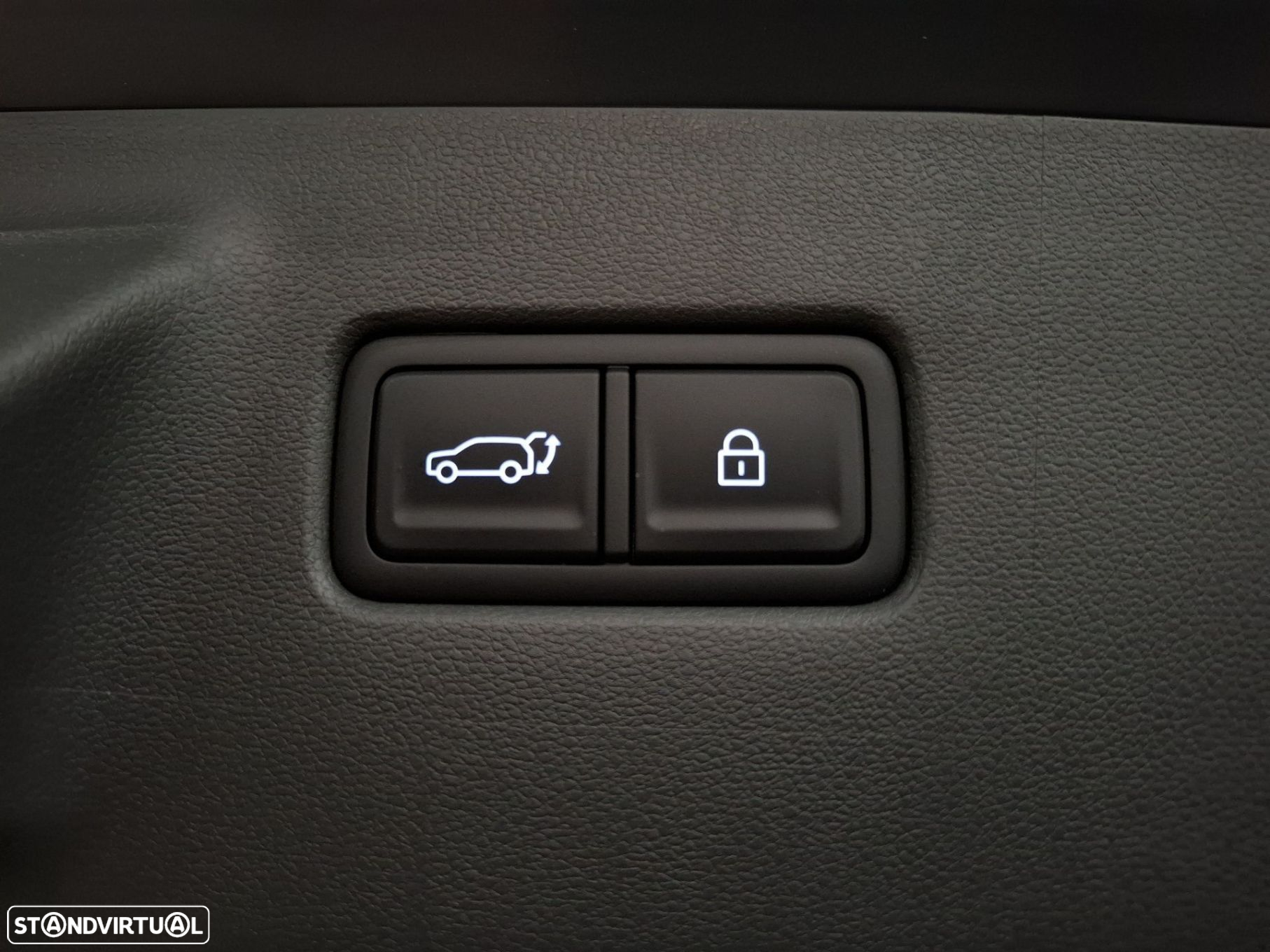 Hyundai Santa Fe 1.6 T-GDI PHEV Vanguard - 33