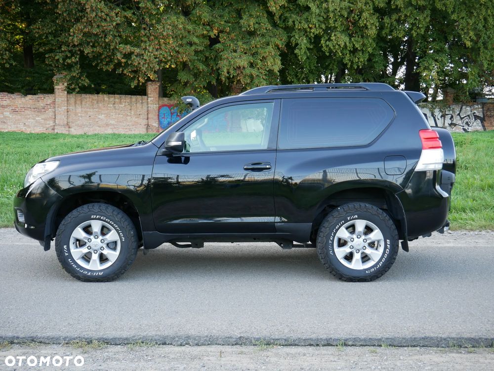 Toyota Land Cruiser LC 3.0 D-4D Luna - 2