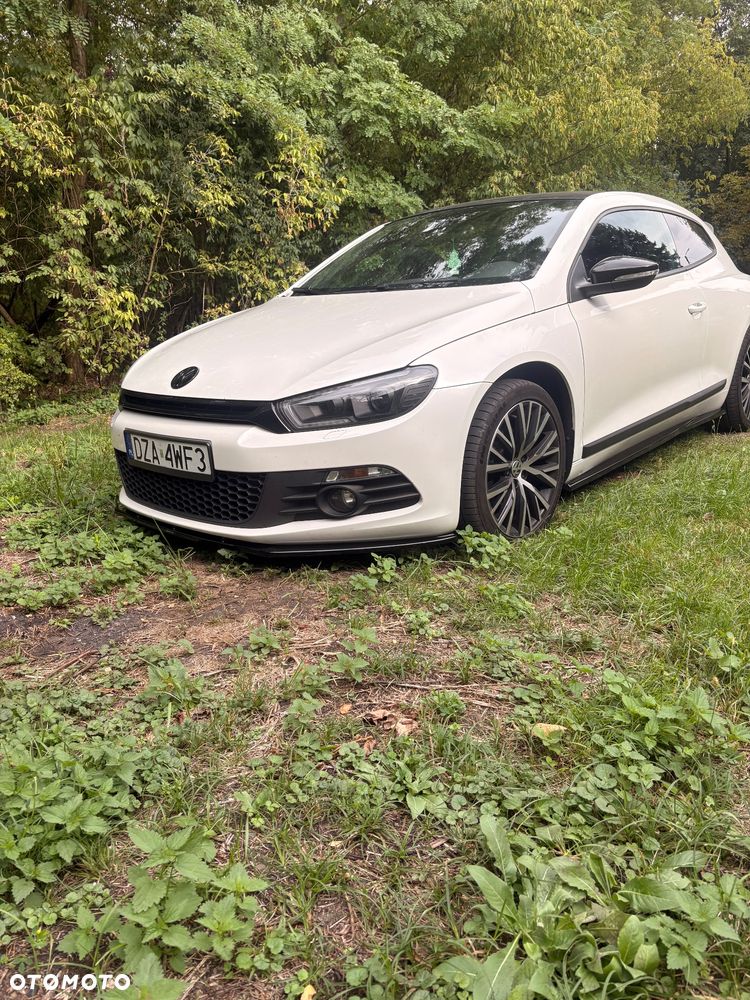 Volkswagen Scirocco 2.0 TSI R - 2