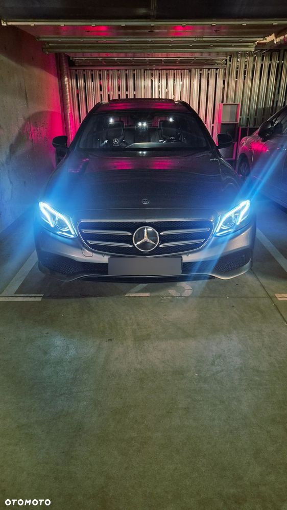 Mercedes-Benz Klasa E 220 d 9G-TRONIC - 13