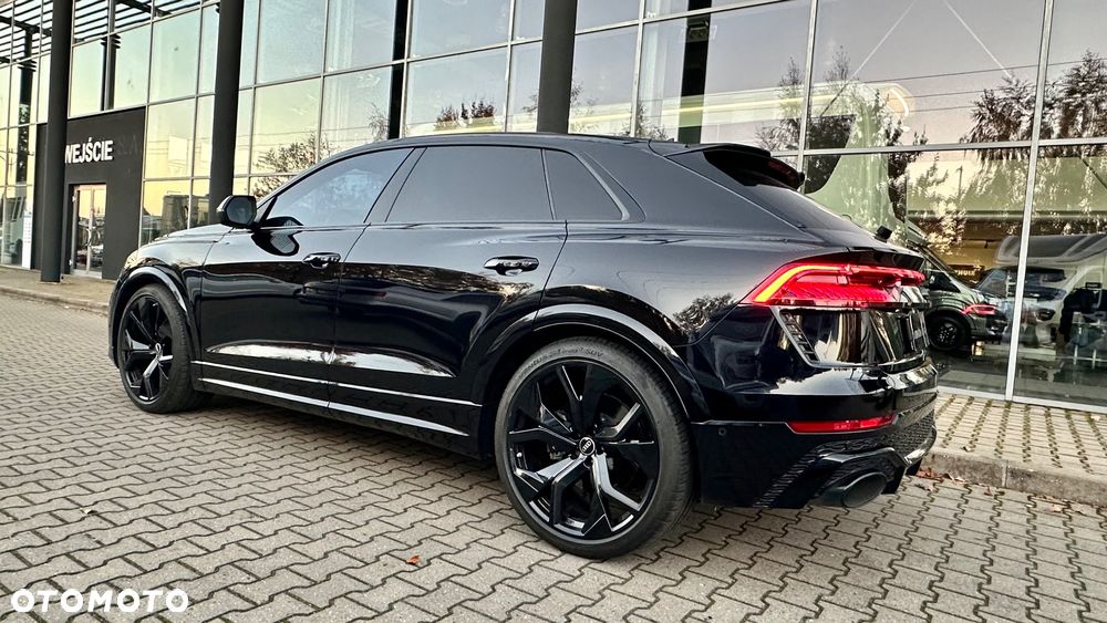Audi RS Q8 - 16