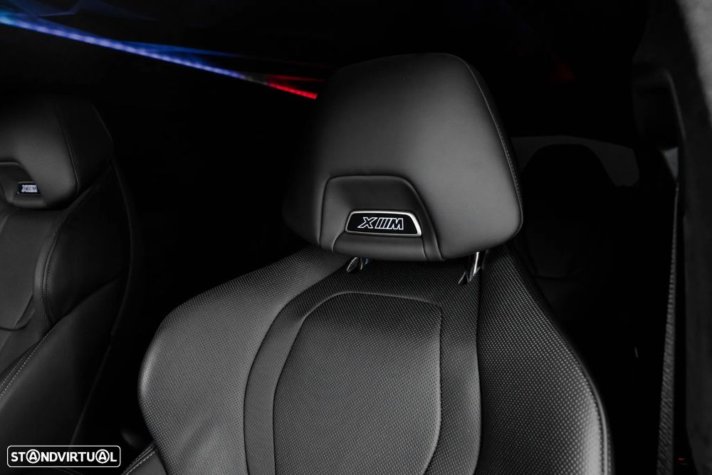 BMW XM 50e - 12