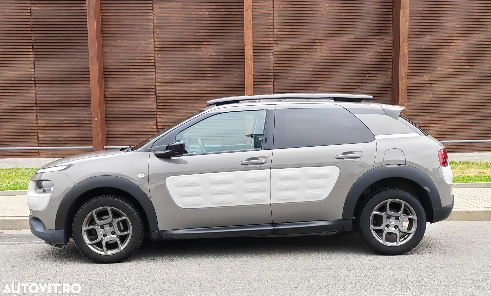 Citroën C4 Cactus VTi 82 Shine Edition - 5