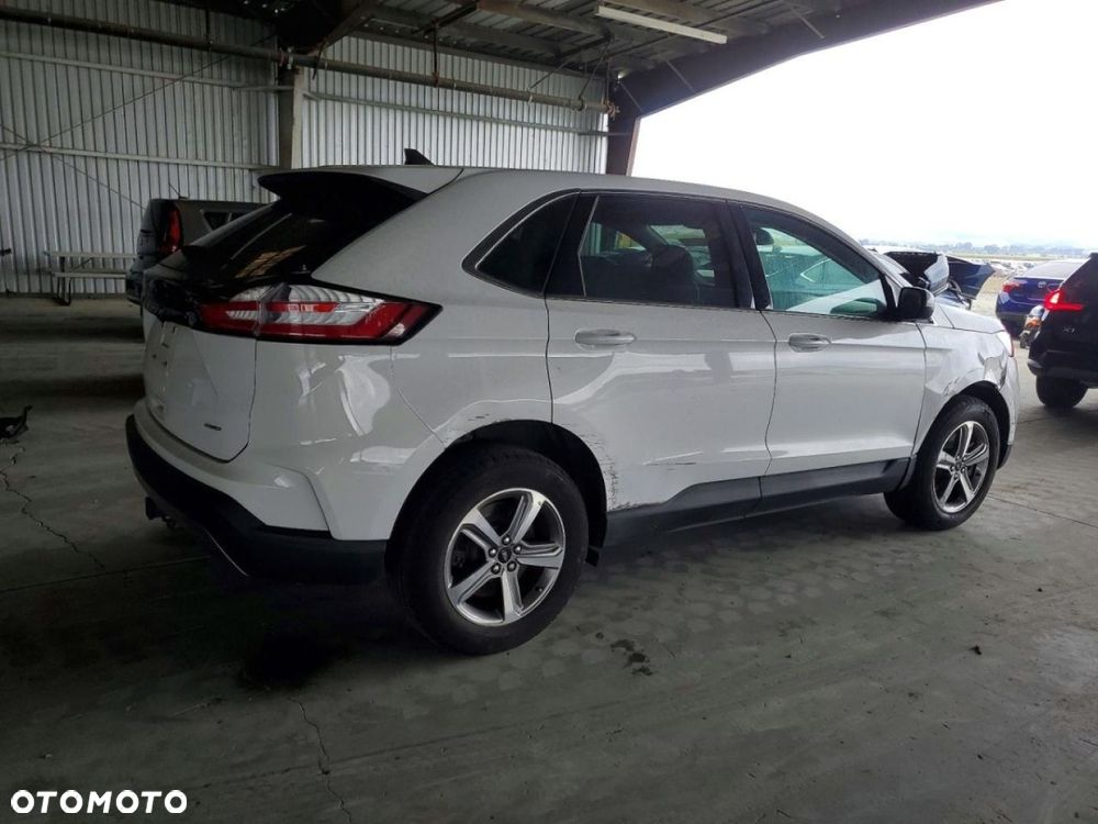 Ford Edge - 2