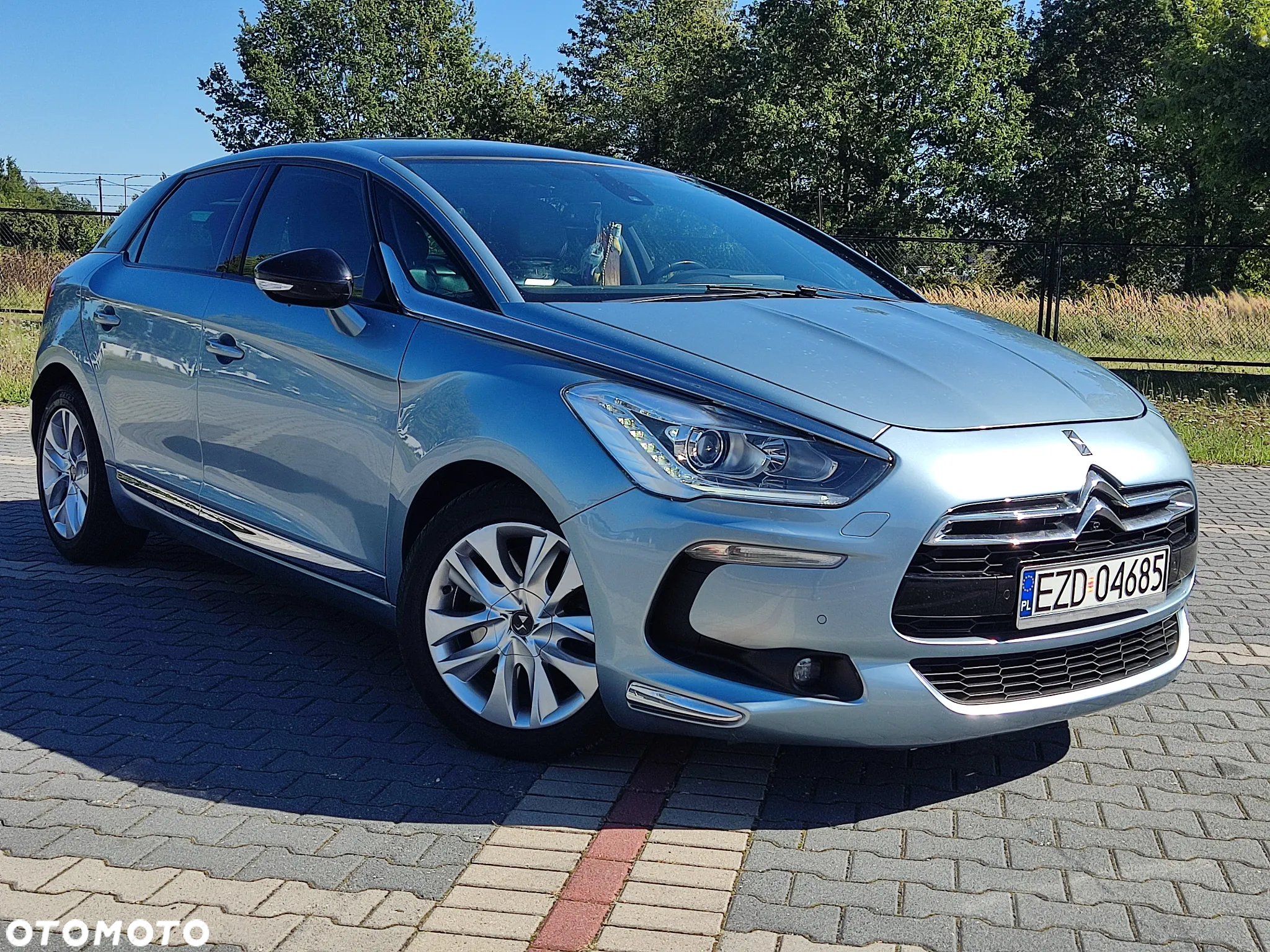 Citroën DS5 HDi 165 Business - 12