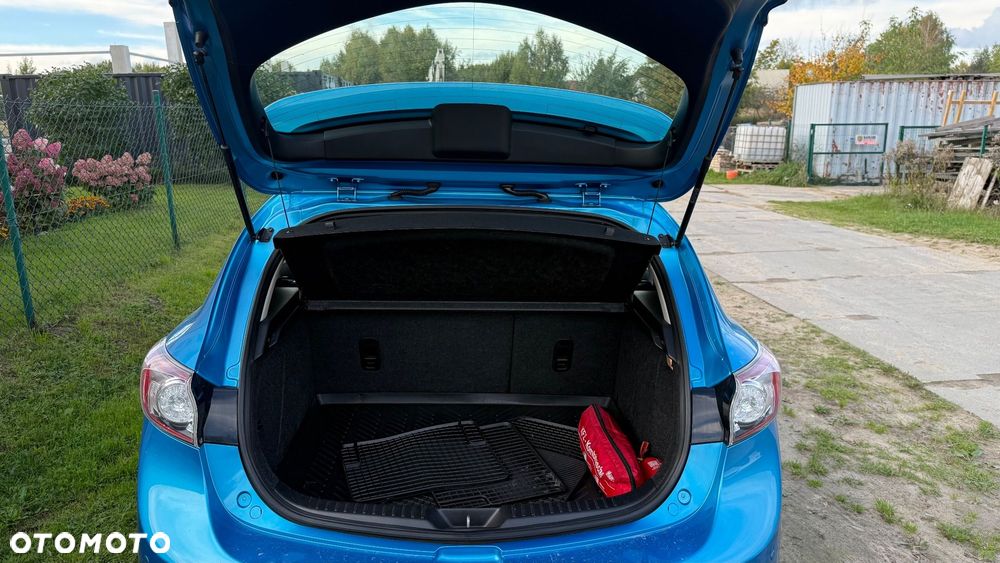 Mazda 3 - 5