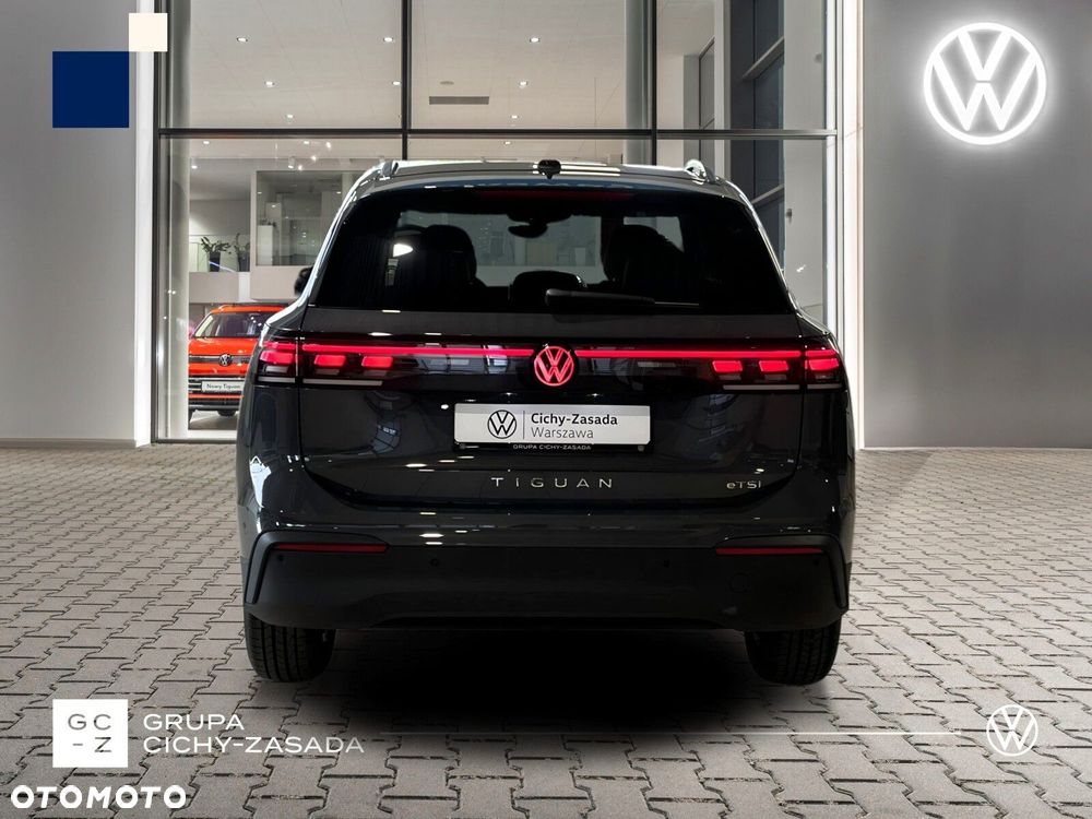 Volkswagen Tiguan - 4