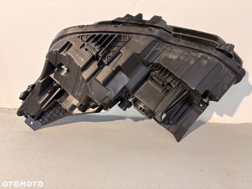 Lampa Reflektor Prawe KIA EV6 idealna - 3