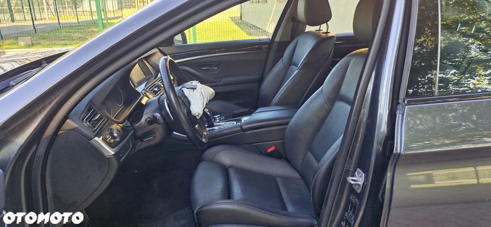 BMW Seria 5 530d xDrive Sport-Aut Luxury Line - 9