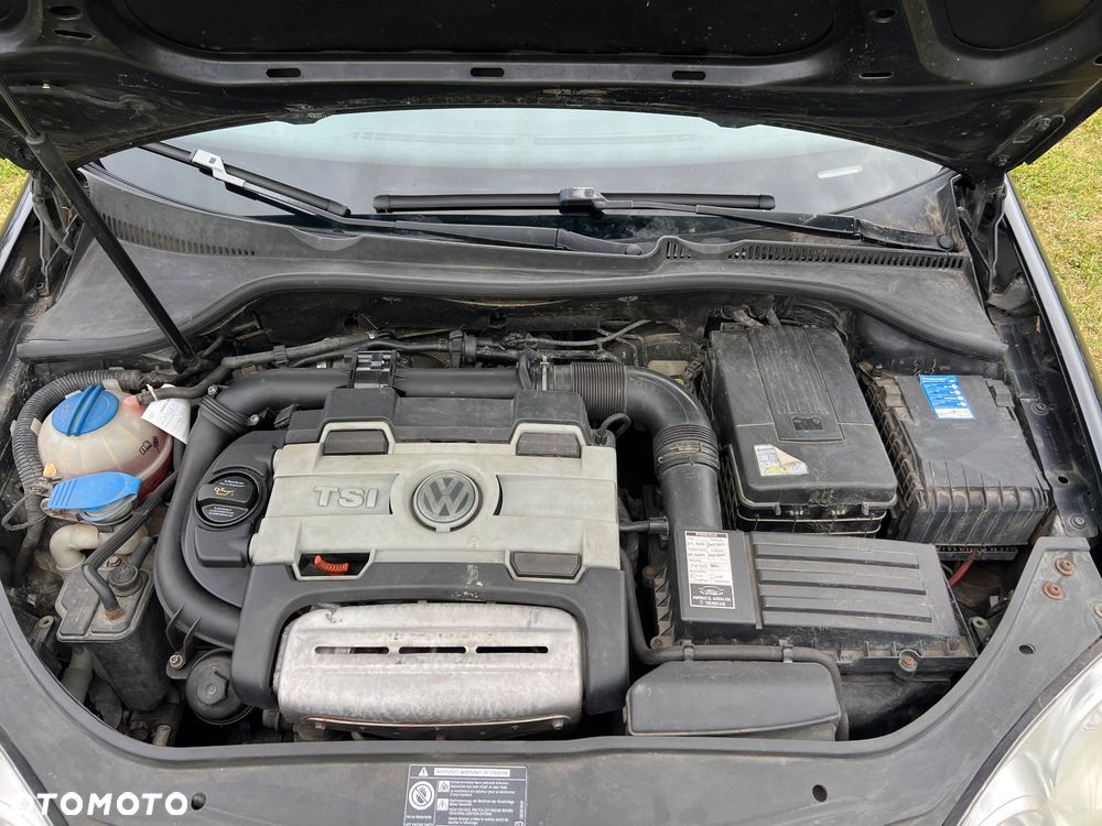 Volkswagen Golf 1.4 TSI Individual - 9