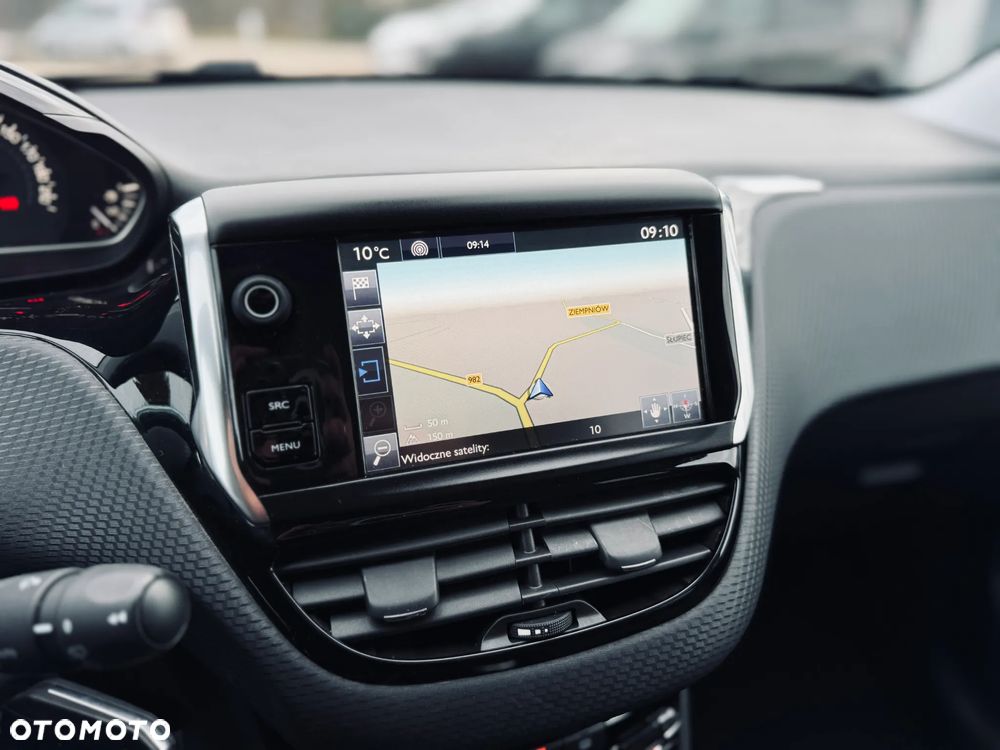 Peugeot 2008 BlueHDi FAP 120 STOP & START Crossway - 30