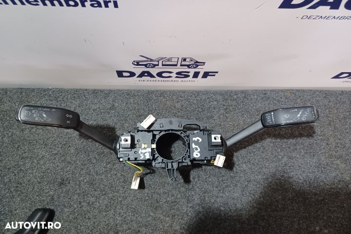 ANSAMBLU MANETE SEMNALIZARE + STERGATOARE Skoda Octavia 3 [facelift] - 1