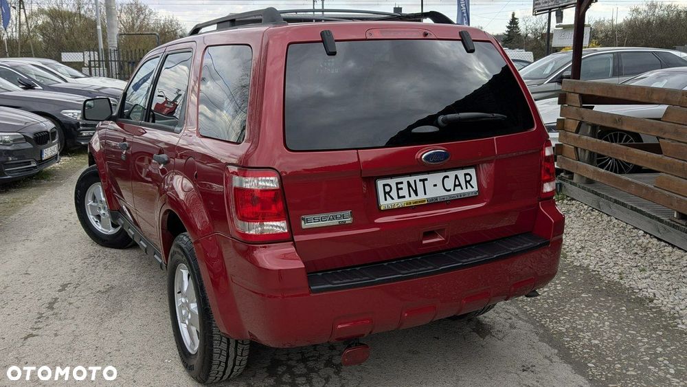 Ford Escape - 10